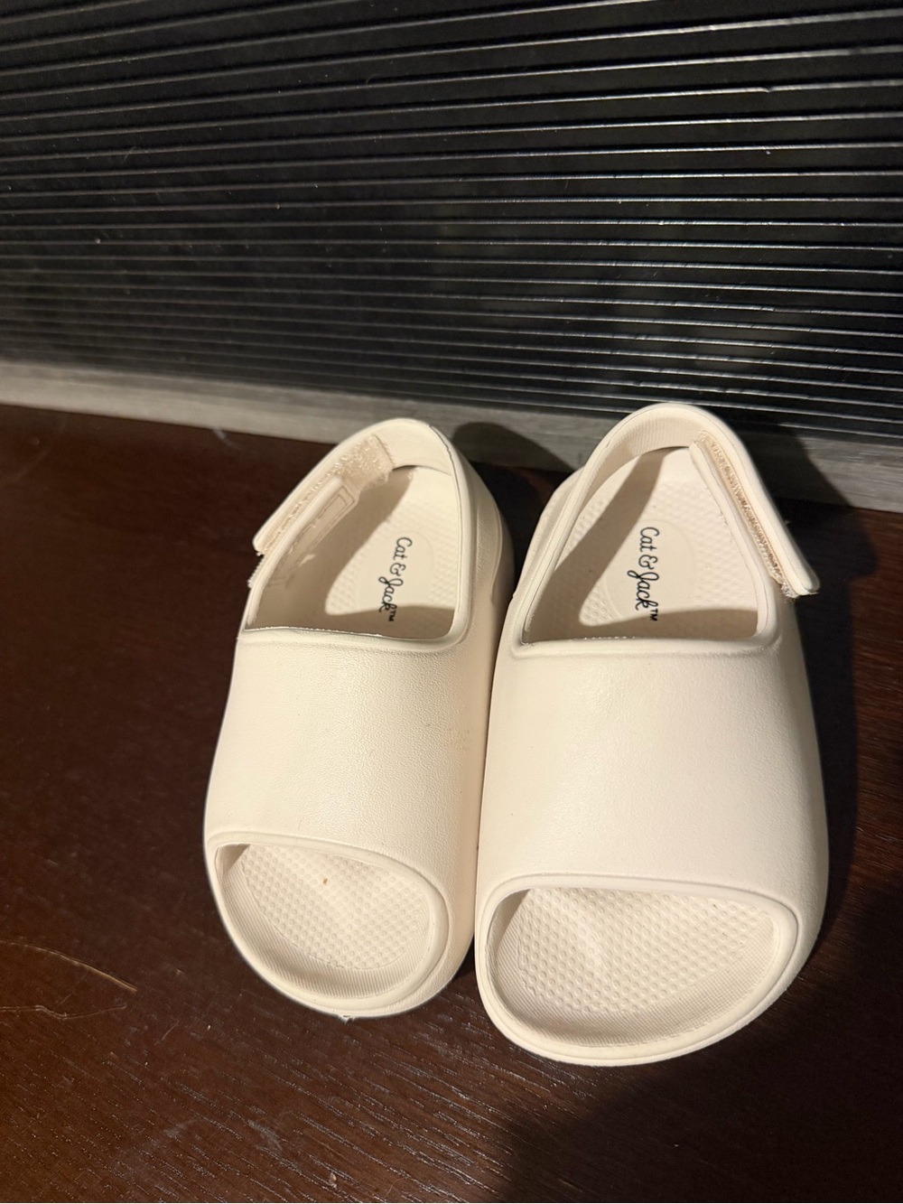 Cat & Jack Cream Slip-On Kids Sandals with Back Strap